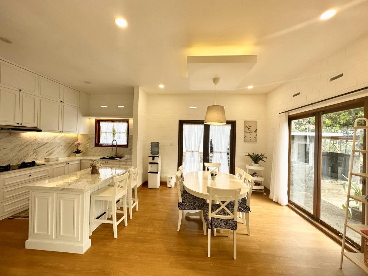 Villa Putih Le Cordon Bandung Eksteriør bilde